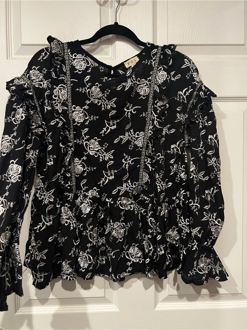 POL Floral Ruffle Long-Sleeve Top - Black/White Embroidered